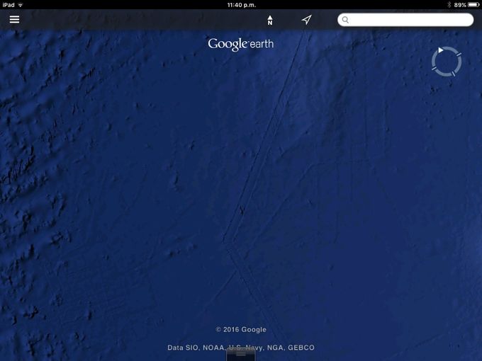 En este lecho marino al sureste de las islas Azores vemos una especie de camino con ángulos muy precisos y líneas que lo forman muy rectas, la naturaleza no crea este tipo de formas