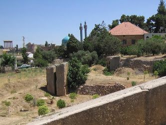 La Piedra de la Mujer Embarazada de Baalbek. ¿Podrían haber empleado medios místicos, sobrenaturales, o incluso extraterrestres para cortarlos y trasladarlos?