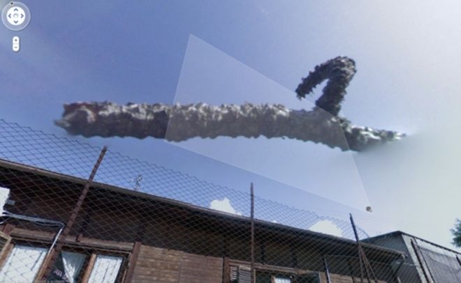 Extraña Imagen Parecida a un Gusano (Vista desde la Calle)