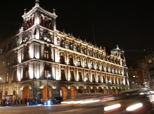 Ayuntamiento Vista Nocturna