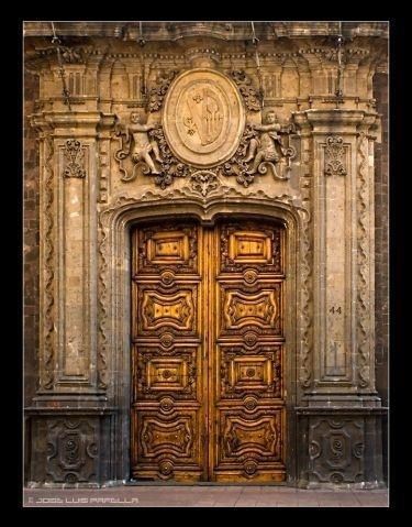 Portada del Palacio de Iturbide