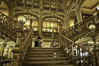 Escalinata del Palacio de Correos