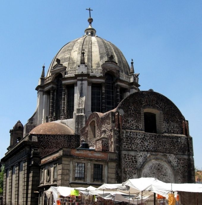 Vista Posterior de la Iglesia de Nuestra Señora de Loreto