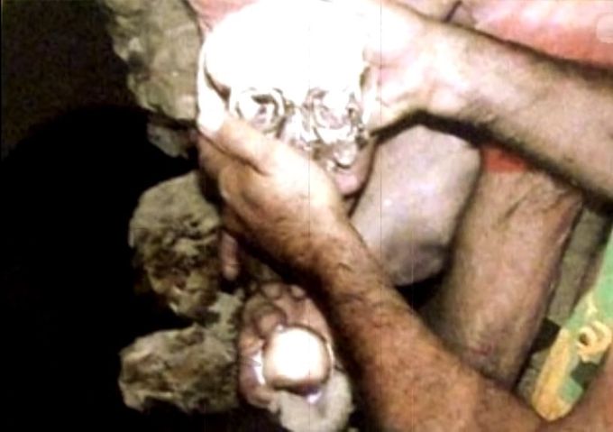 Imagen del momento en que la Calavera de Cristal y la esfera estuvieron juntas