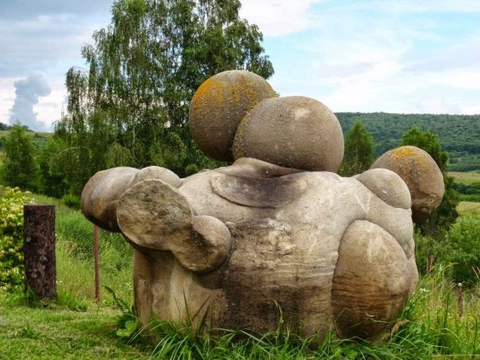Piedras Vivas de Costesti