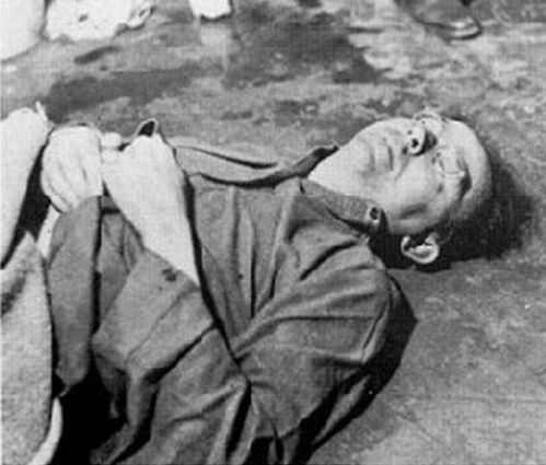 Foto de Himmler después de su suicidio