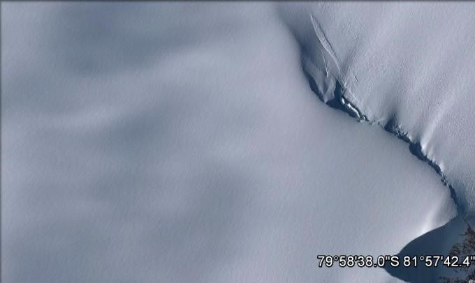 La Pirámide Antártica desde el Google Earth