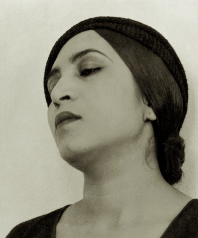 María Izquierdo nació el 30 de octubre 1902 falleció el 2 de diciembre de 1955 (53 años)