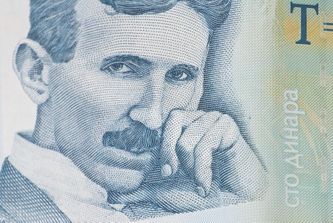 Adam Radosavljevic/Istock/Thinkstock
Imagen de Nikola Tesla en un billete de Serbia
