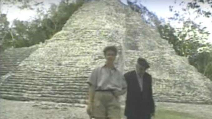 Yuri Knozorov pudo conocer las zonas arqueológicas mayas hasta los años 90. DIAPOSITIVAS© Proporcionado por THX Medios S.A.