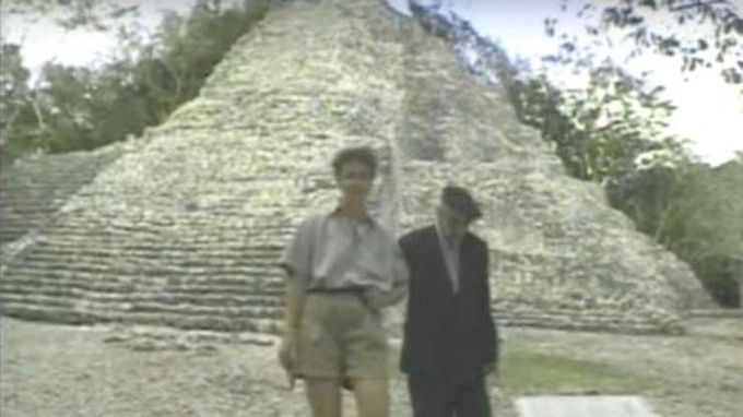Yuri Knozorov pudo conocer las zonas arqueológicas mayas hasta los años 90. DIAPOSITIVAS© Proporcionado por THX Medios S.A.