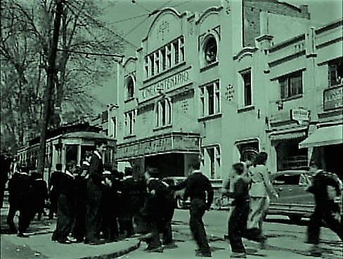 Escena de La Ilusión Viaja en Tranvía de Luis Buñuel filmada en Coyoacán