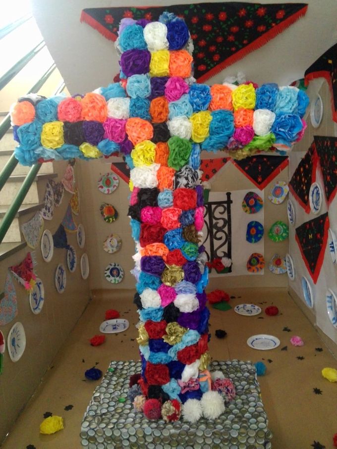 Una Cruz clásica Méxicana del día de la Santa Cruz