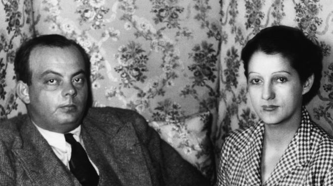 Derechos de autor de la imagenGetty ImagesImage caption Antoine de Saint-Exupéry y su esposa Consuelo tuvieron un tormentoso matrimonio de 13 años.