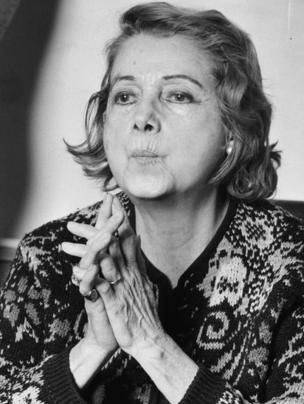 Derechos de autor de la imagenGetty ImagesImage caption Consuelo de Saint-Exupéry murió en 1979 y muchos años después se publicaron sus memorias.
