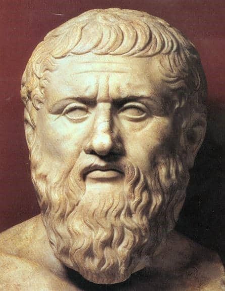 Escultura de Platón Egina en el año 427 a. C. y murió en Atenas el 347 a. C.