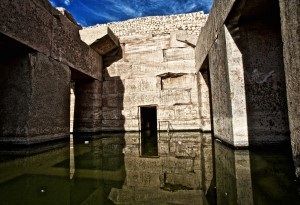 Templo del Osireion en Abydos, Egipto