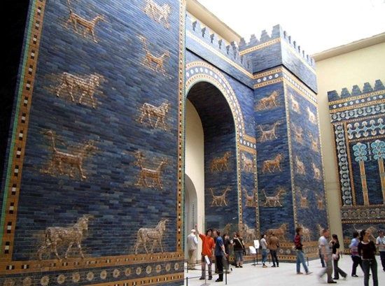 Puerta de Ishtar en el Museo de Pergamo en Berlín