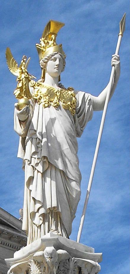 Escultura de Atenea, frente al Parlamento de Viena