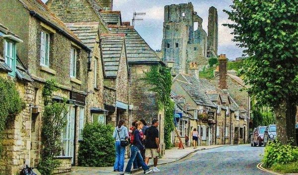 El pintoresco pueblo de Corfe