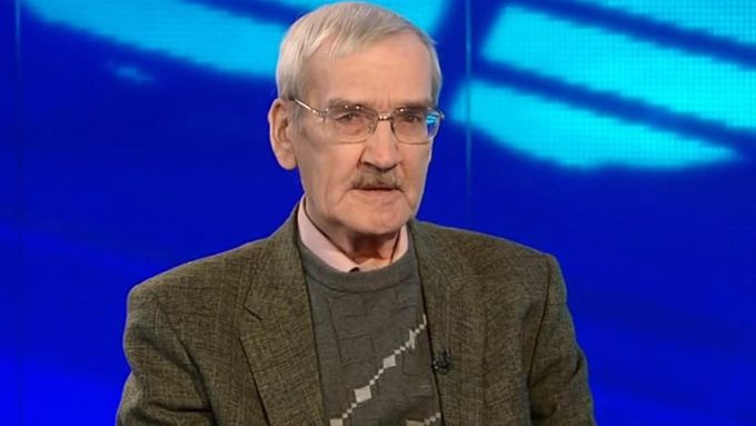 Stanislav Petrov
Stanislav Yevgráfovich Petrov (en ruso Станислав Евграфович Петров, romanización Stanislav Evgrafovič Petrov)
