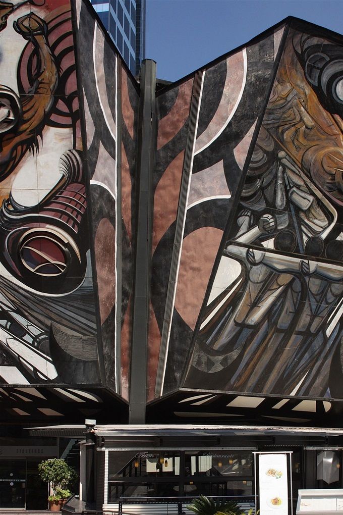 La Marcha de la humanidad en la tierra y hacia el Cosmos de David Alfaro Siqueiros. Getty Images