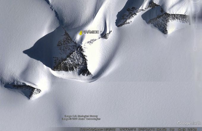 Supuesta Pirámide en la Antártida 